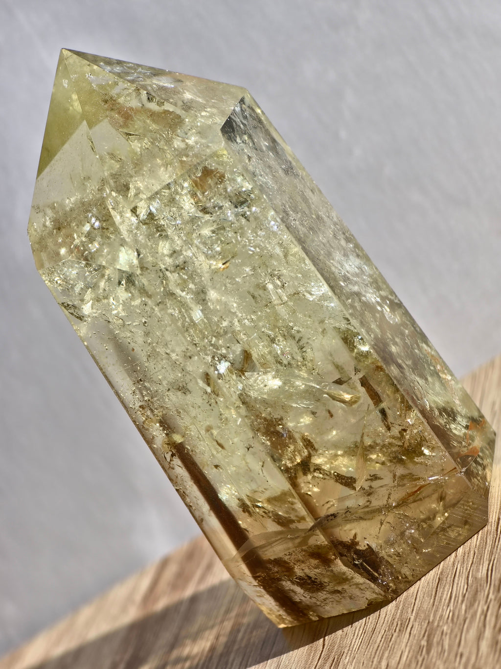 Citrine tower with phantom lines and rainbows
