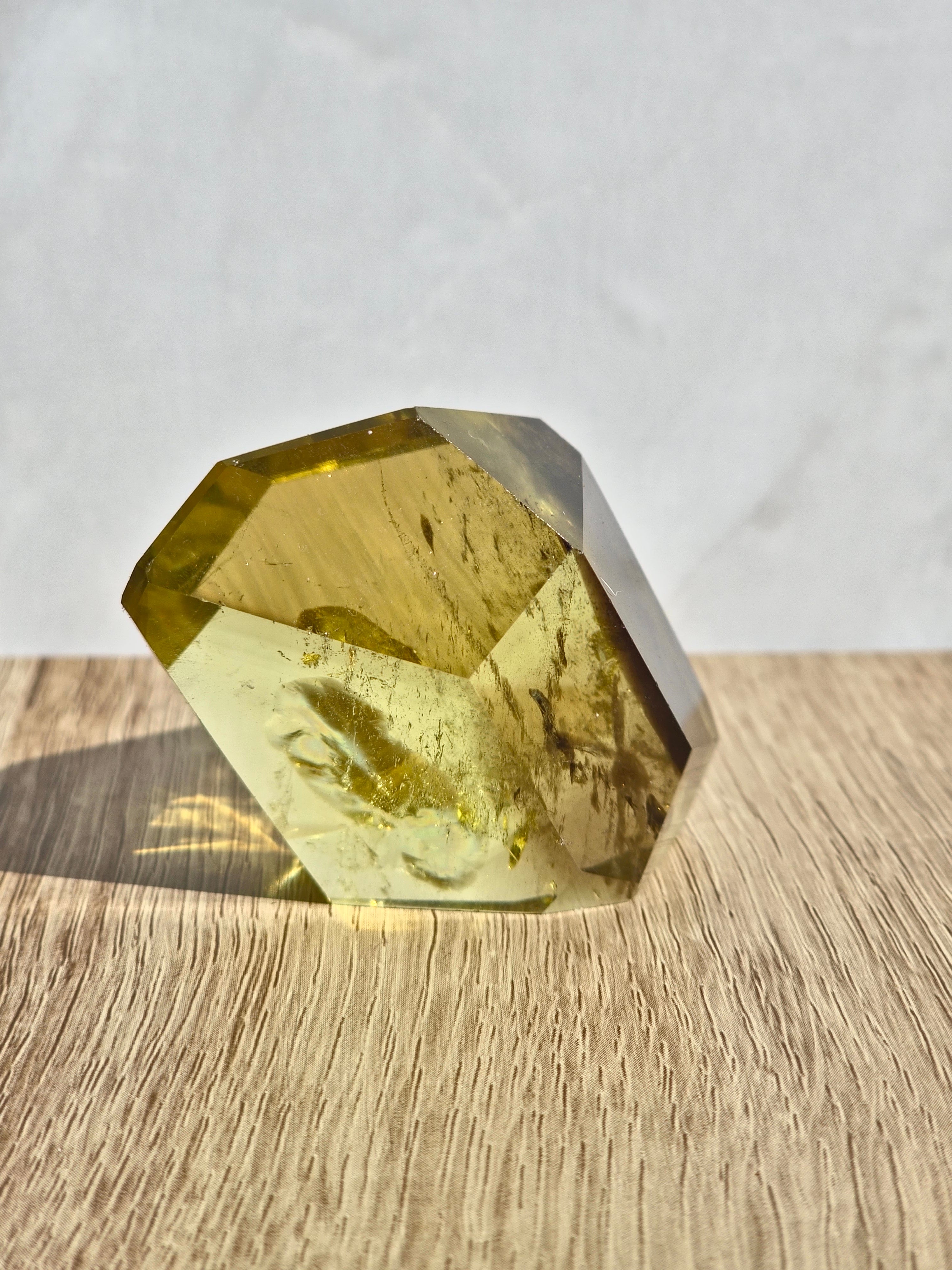 Natural citrine (smoky zoning) with phantom inclusions and rainbow fractures