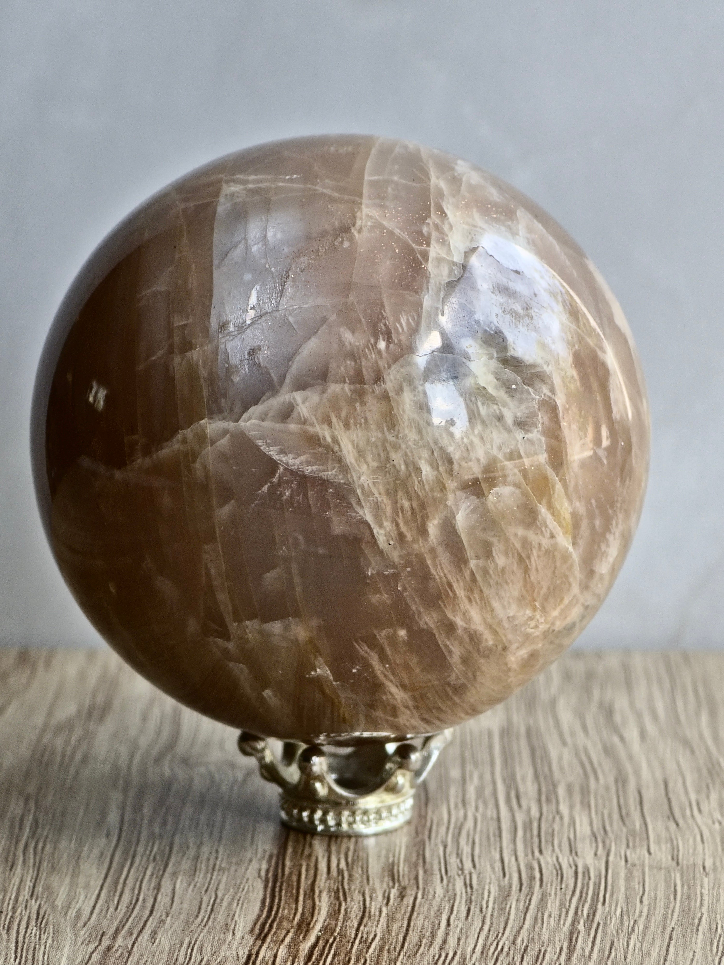 Peach Moonstone Sphere — Layered Feldspar with Strong Adularescence + Structural Zoning