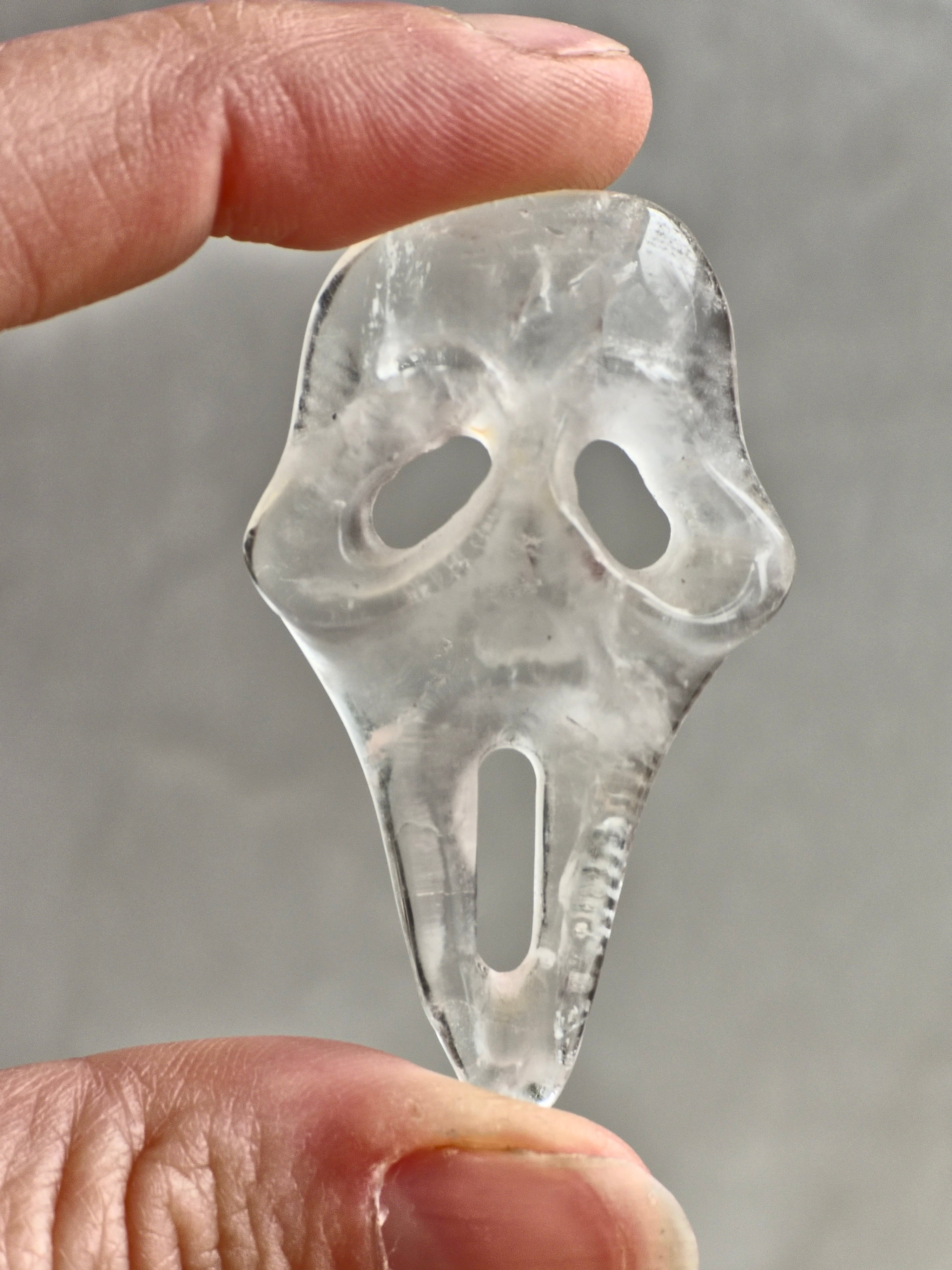 Quartz scream mask