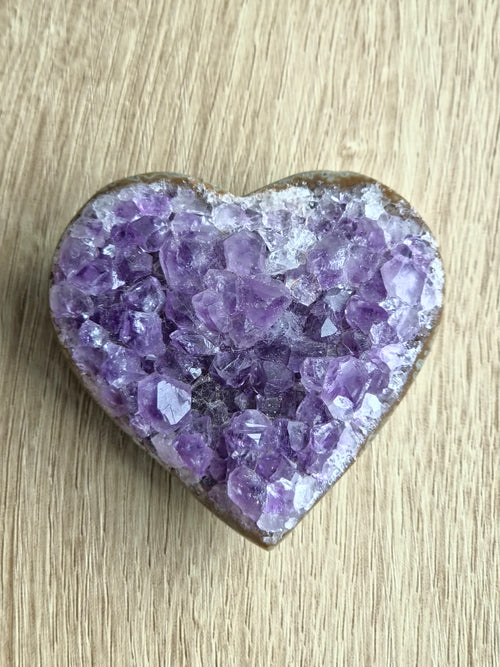 Amethyst druzy heart carving