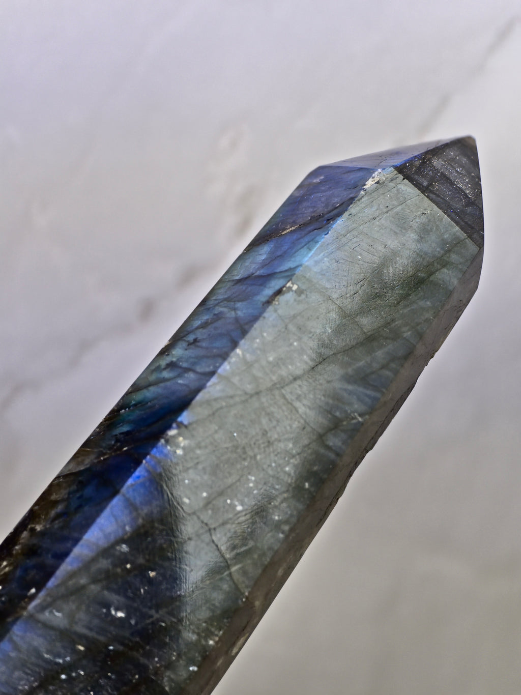 Labradorite Tower — Blue Flash with Internal Fracture Patterns