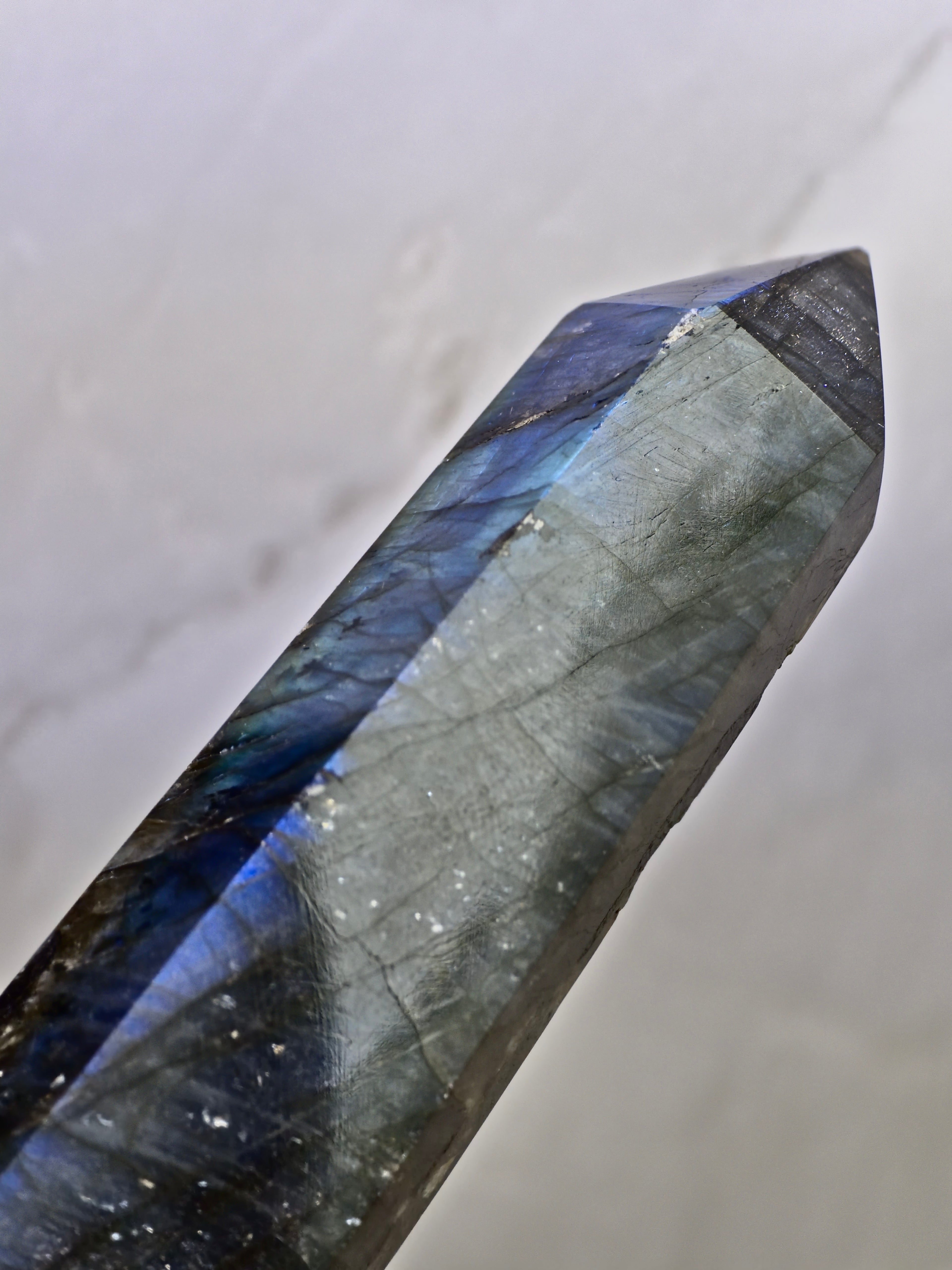 Labradorite Tower — Blue Flash with Internal Fracture Patterns