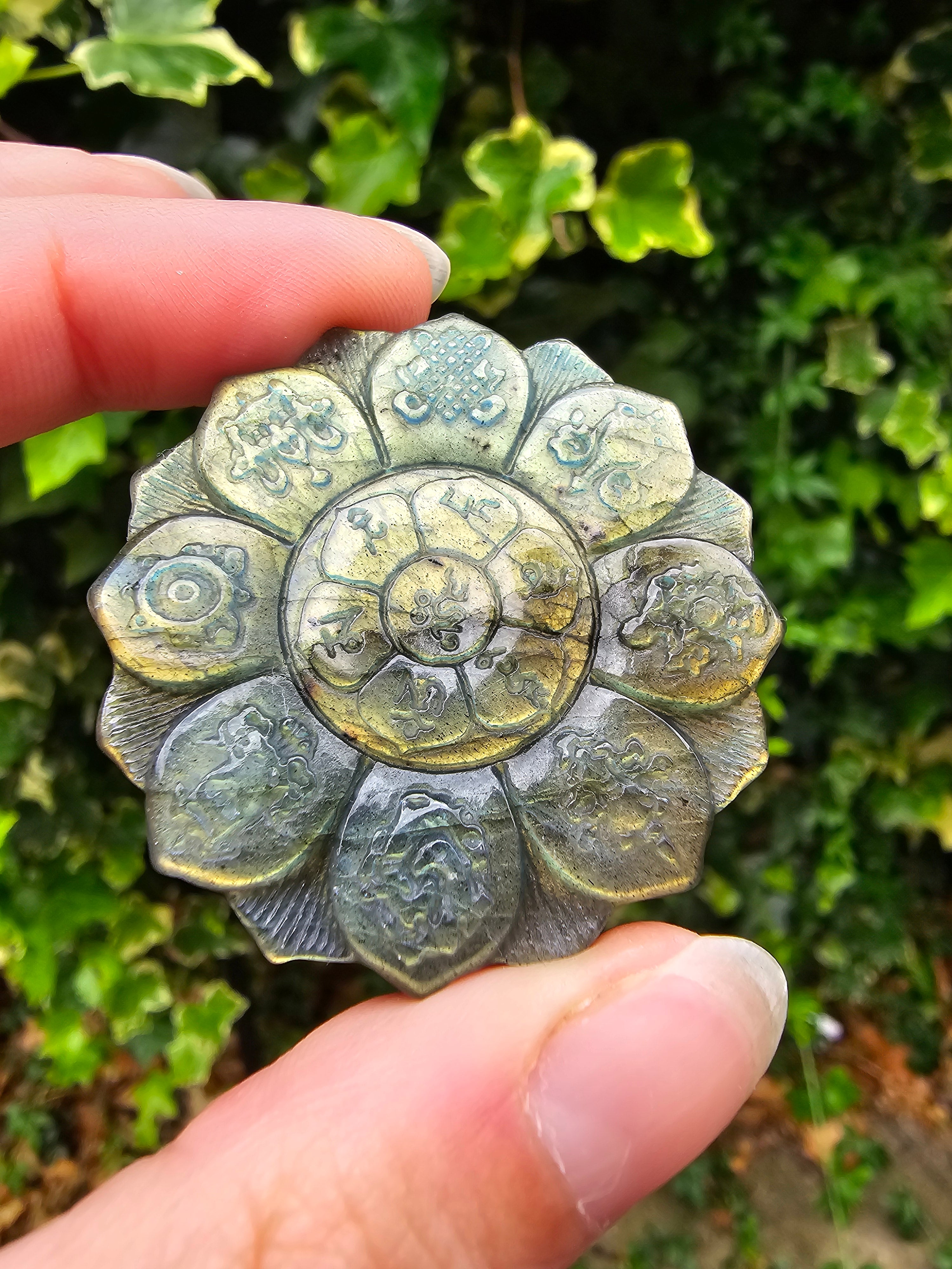 Labradorite eight treasure compass