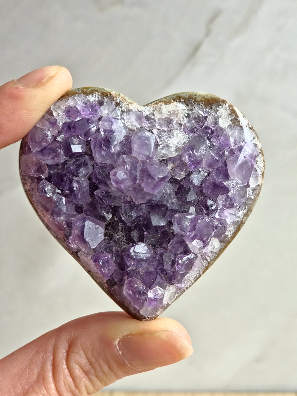 Amethyst druzy heart carving