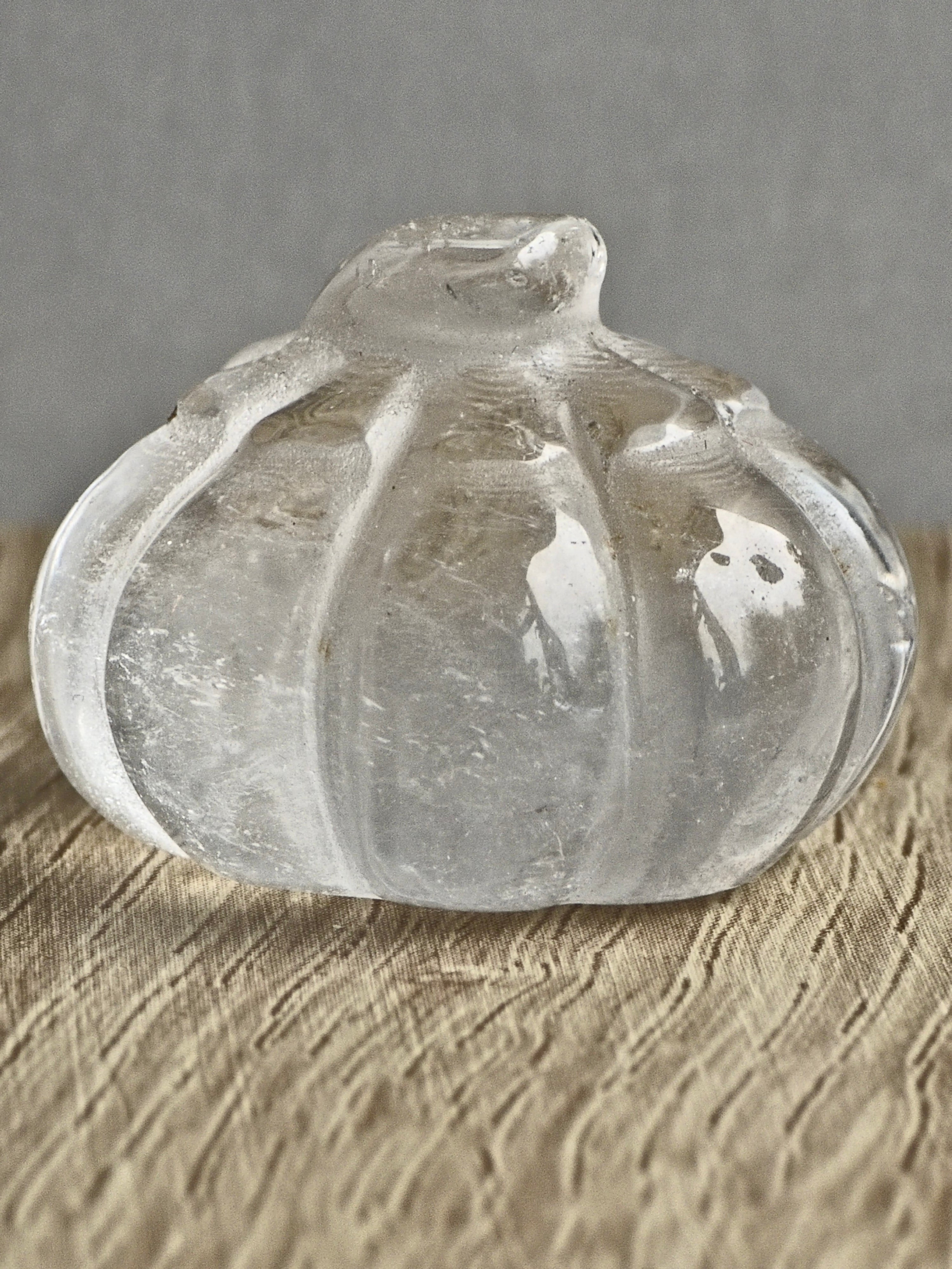 Quartz pumpkin