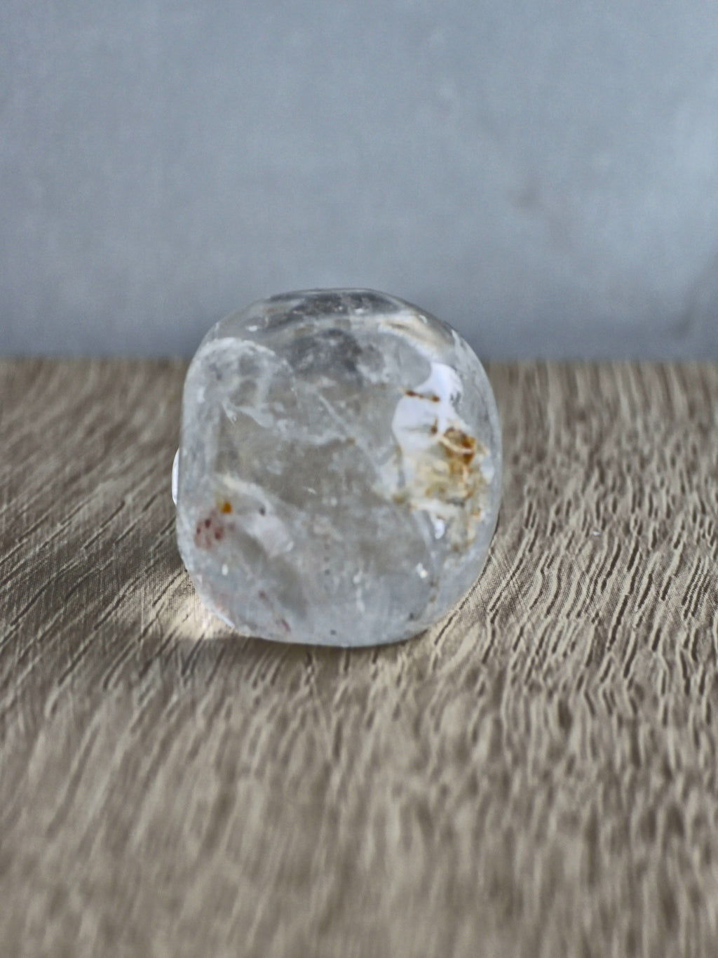 Quartz skull with iron inclusions