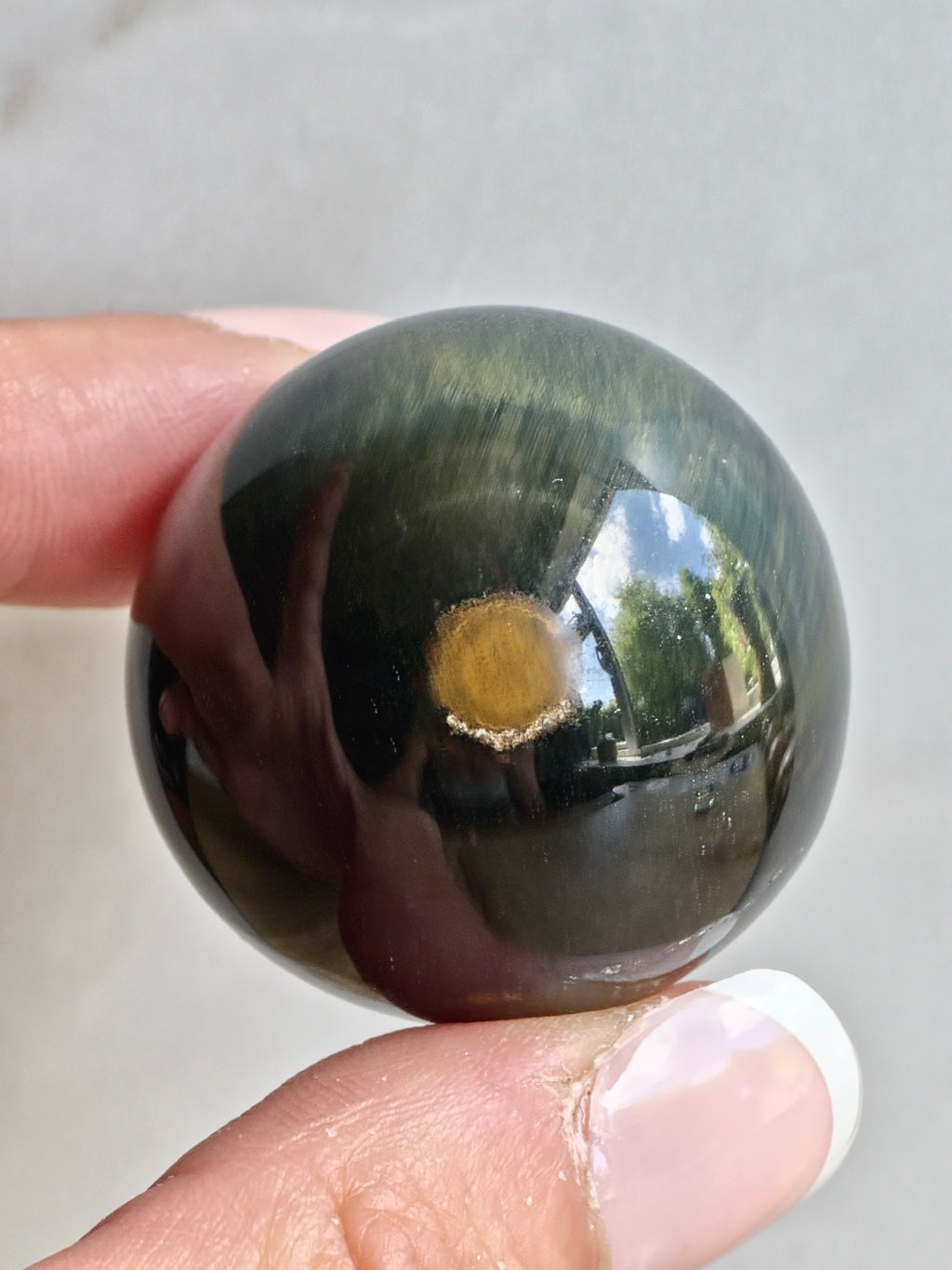 Blue Tiger’s Eye Sphere — Chatoyant Fibre Structure with Golden Core Feature