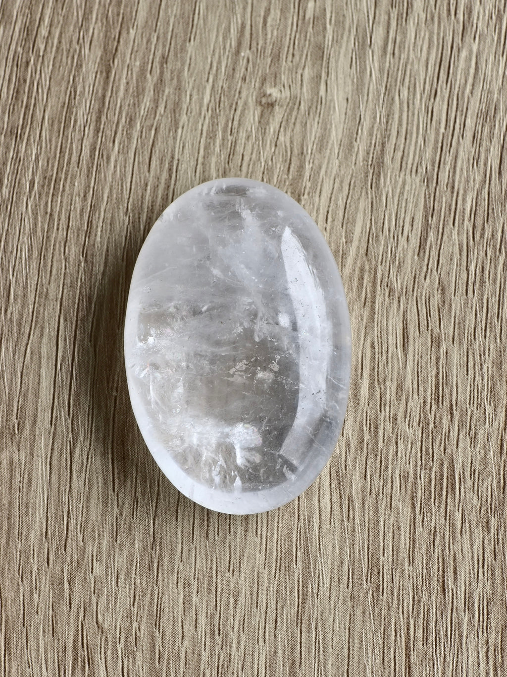 Quartz palmstone