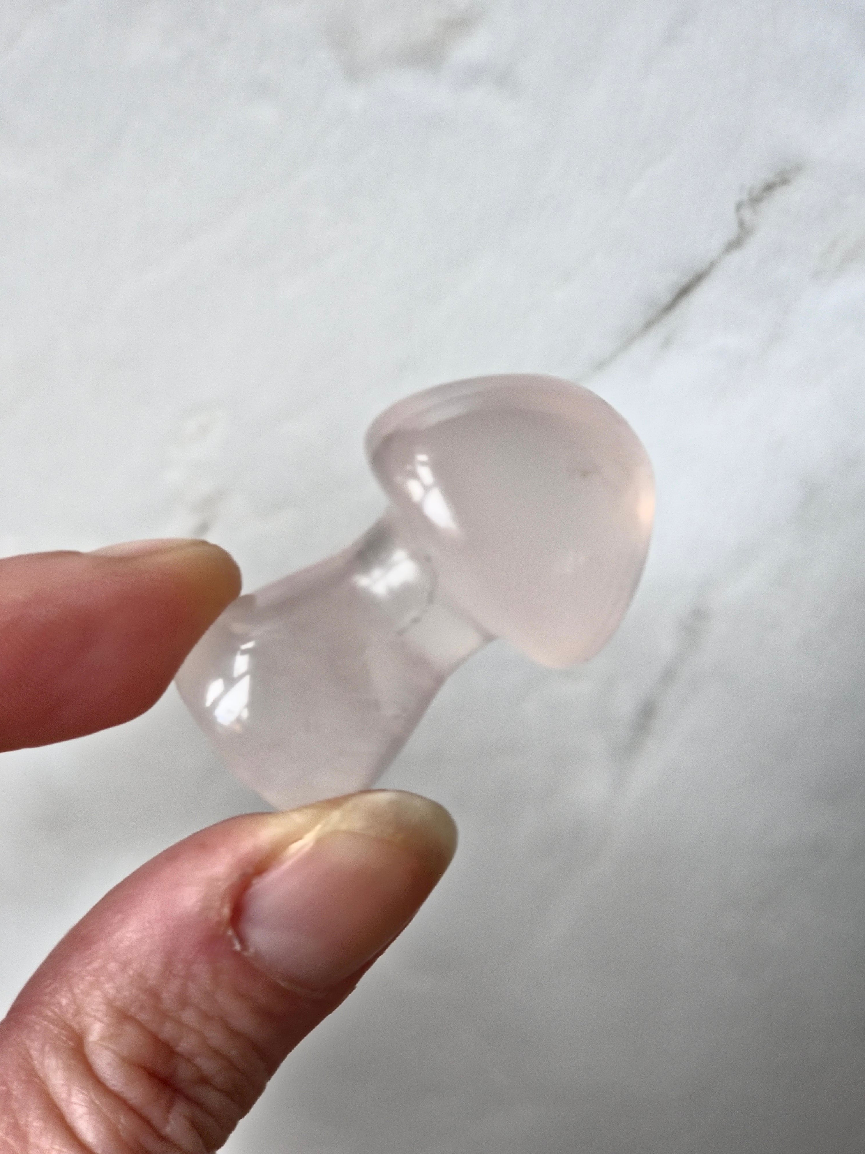 Rose quartz mushroom with asterisk