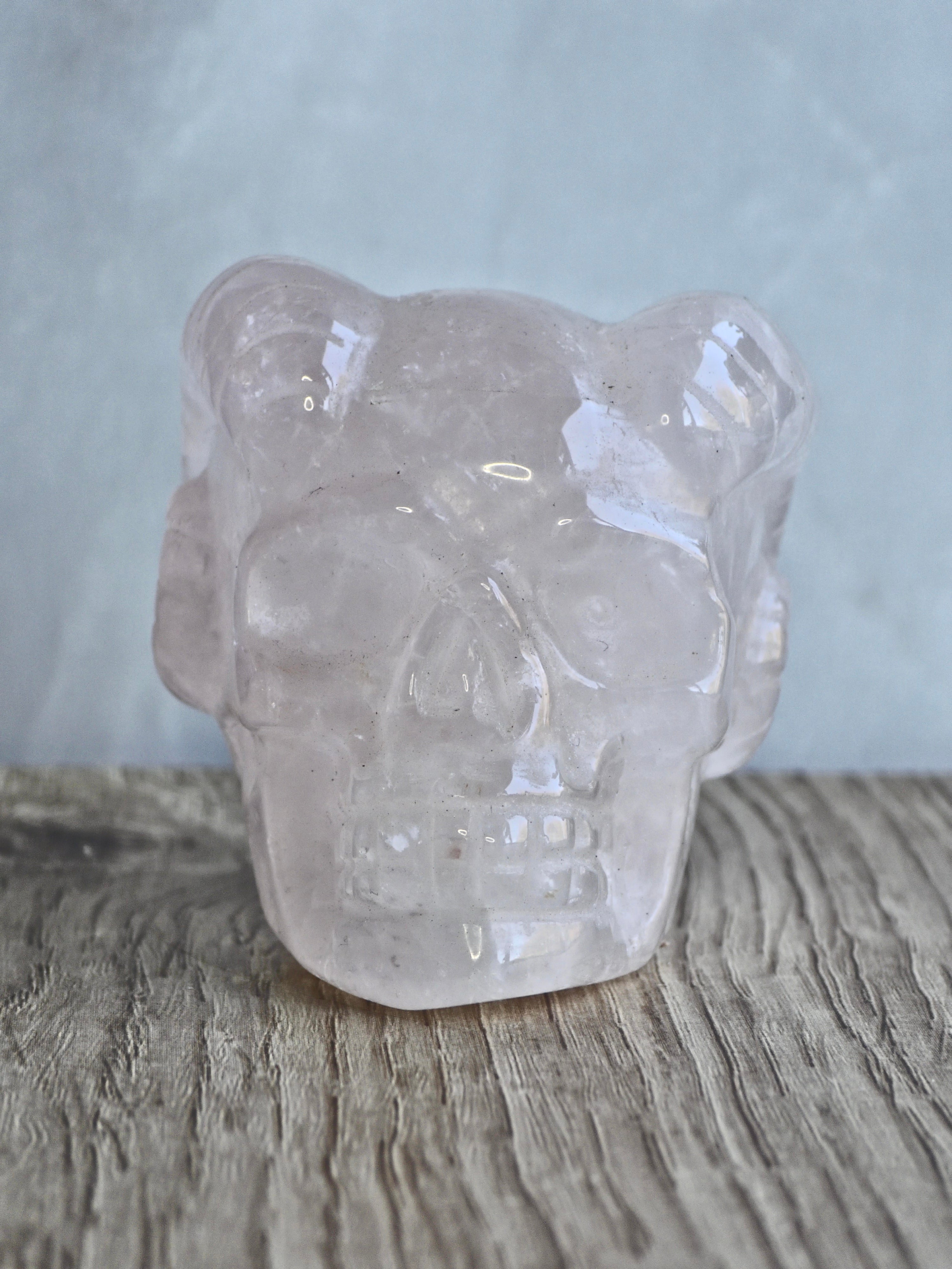 Rose quartz skull with ram horns