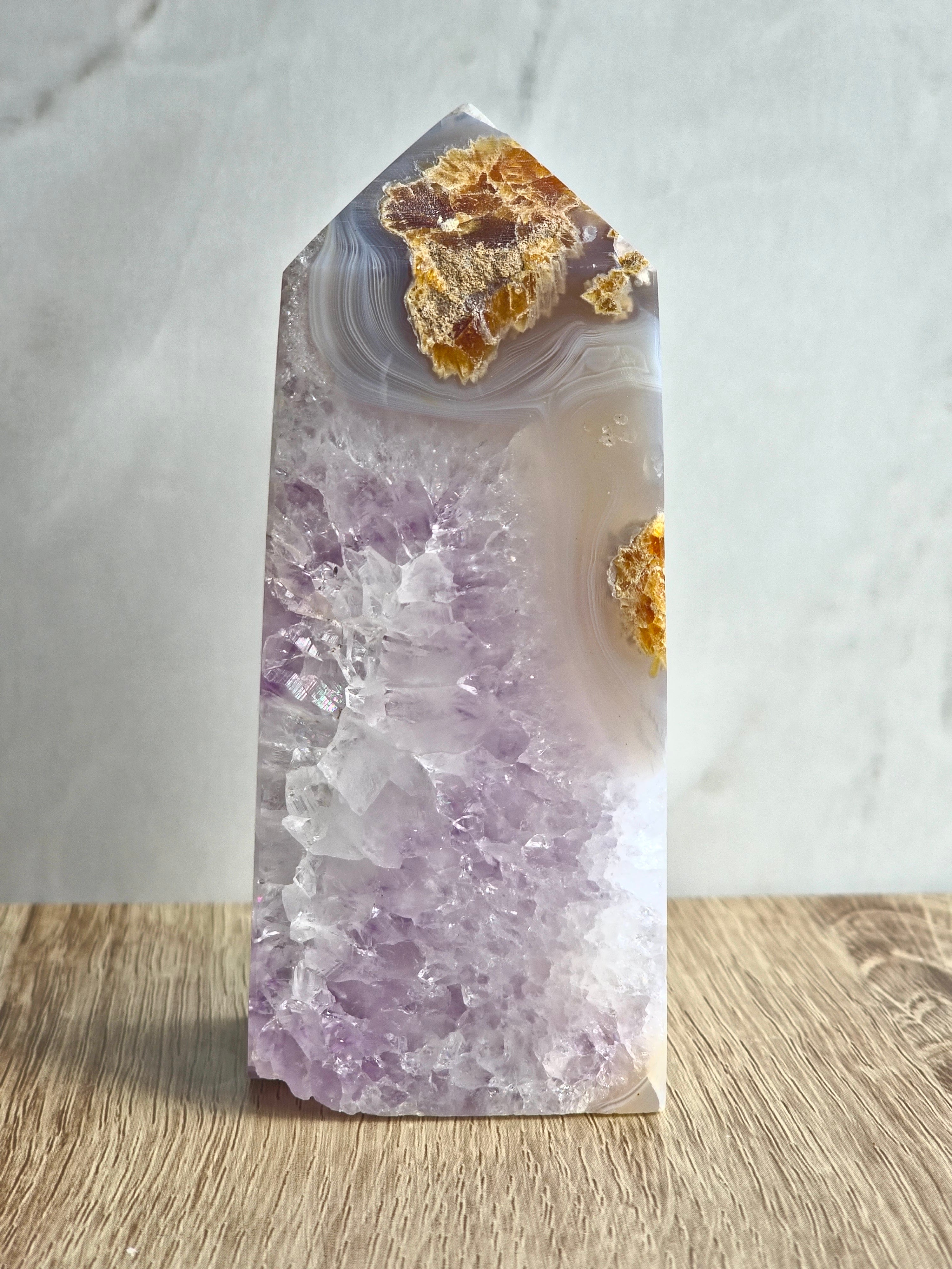 Amethyst and agate towet