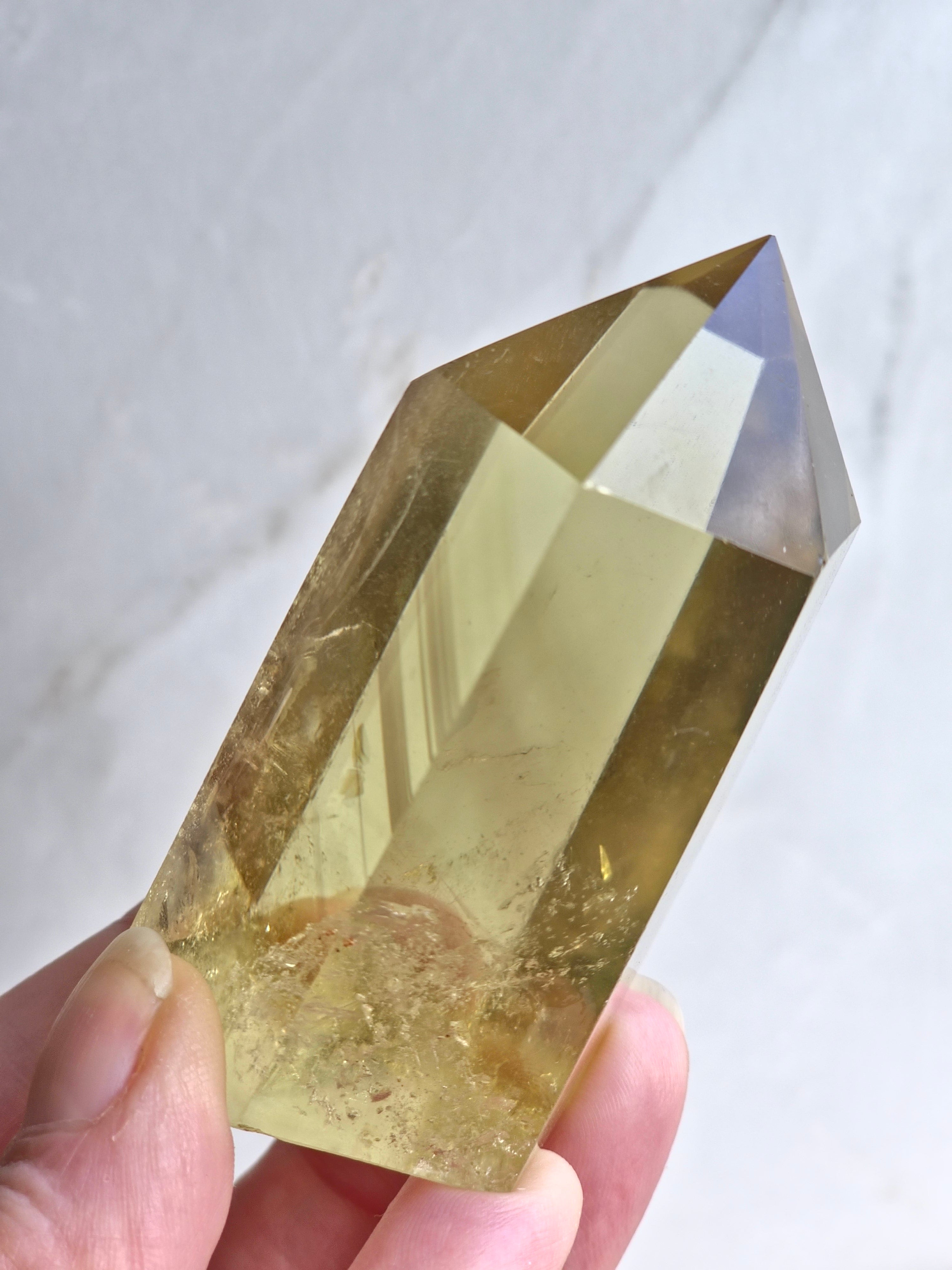 Citrine tower with phantom lines