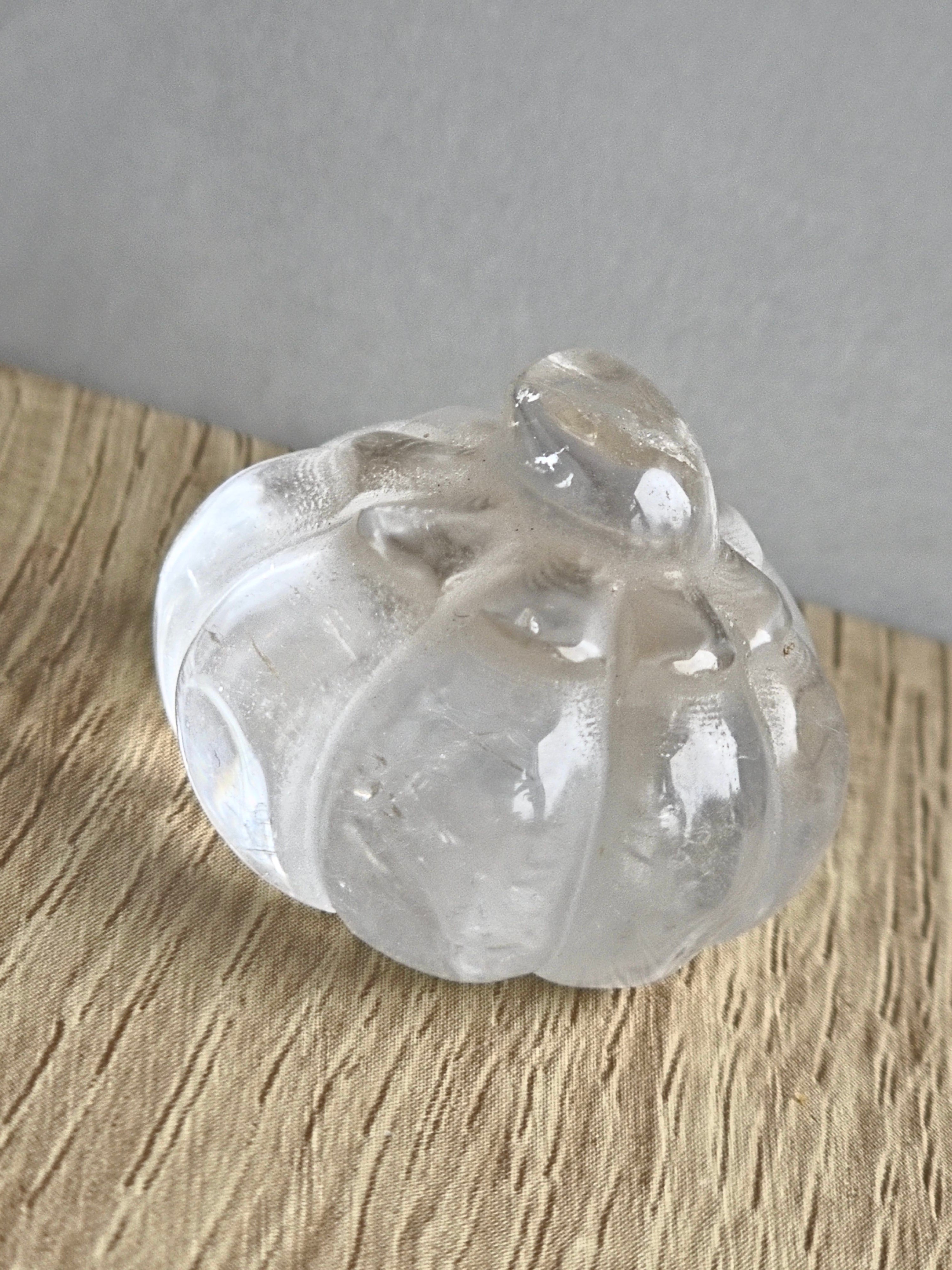 Quartz pumpkin