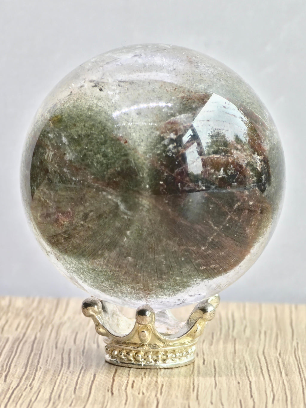 Garden quartz sphere