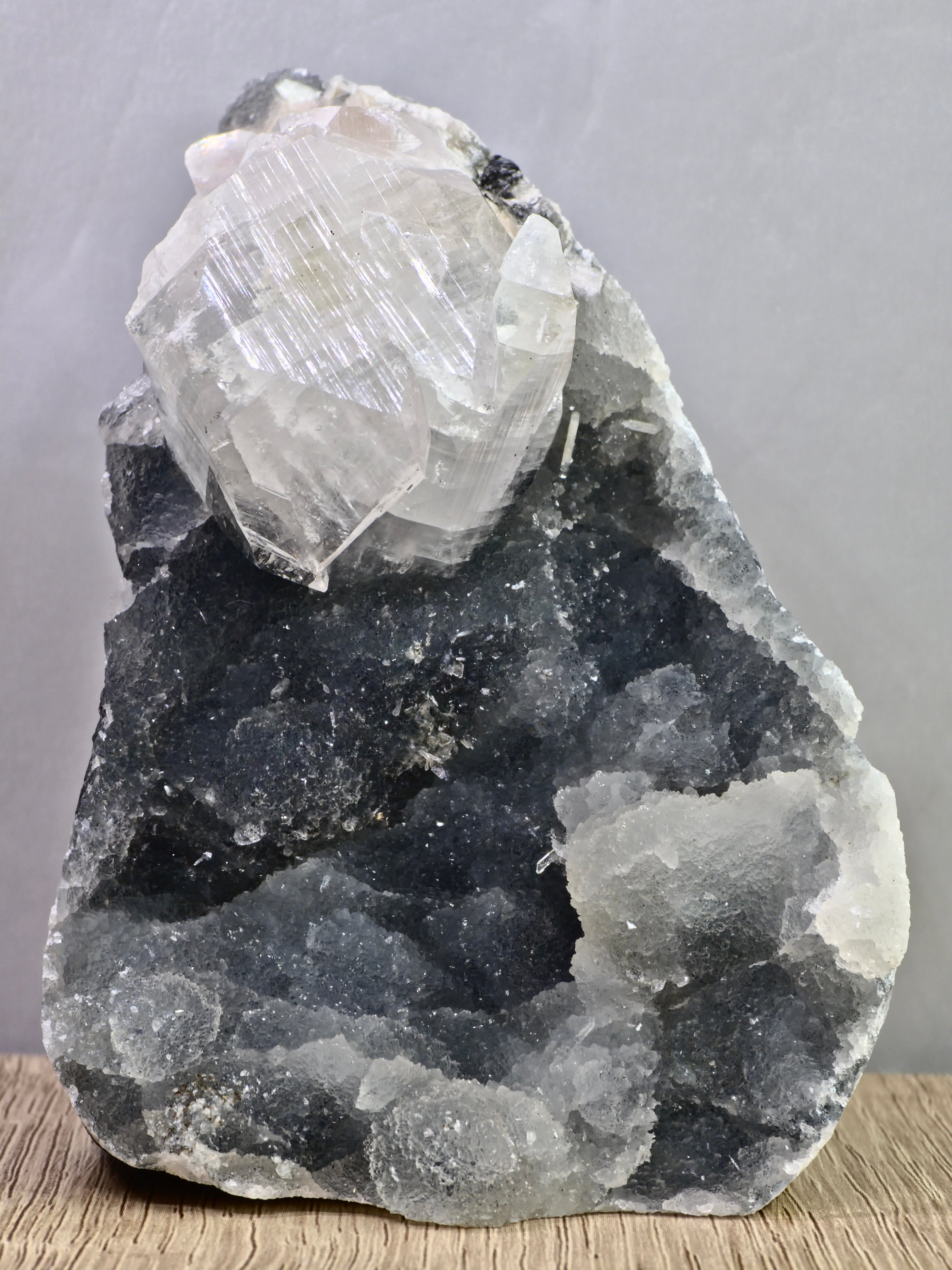 AAA grade Diamond Apophyllite