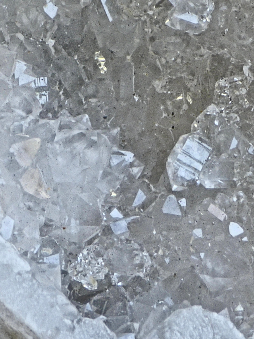 Quartz geode heart