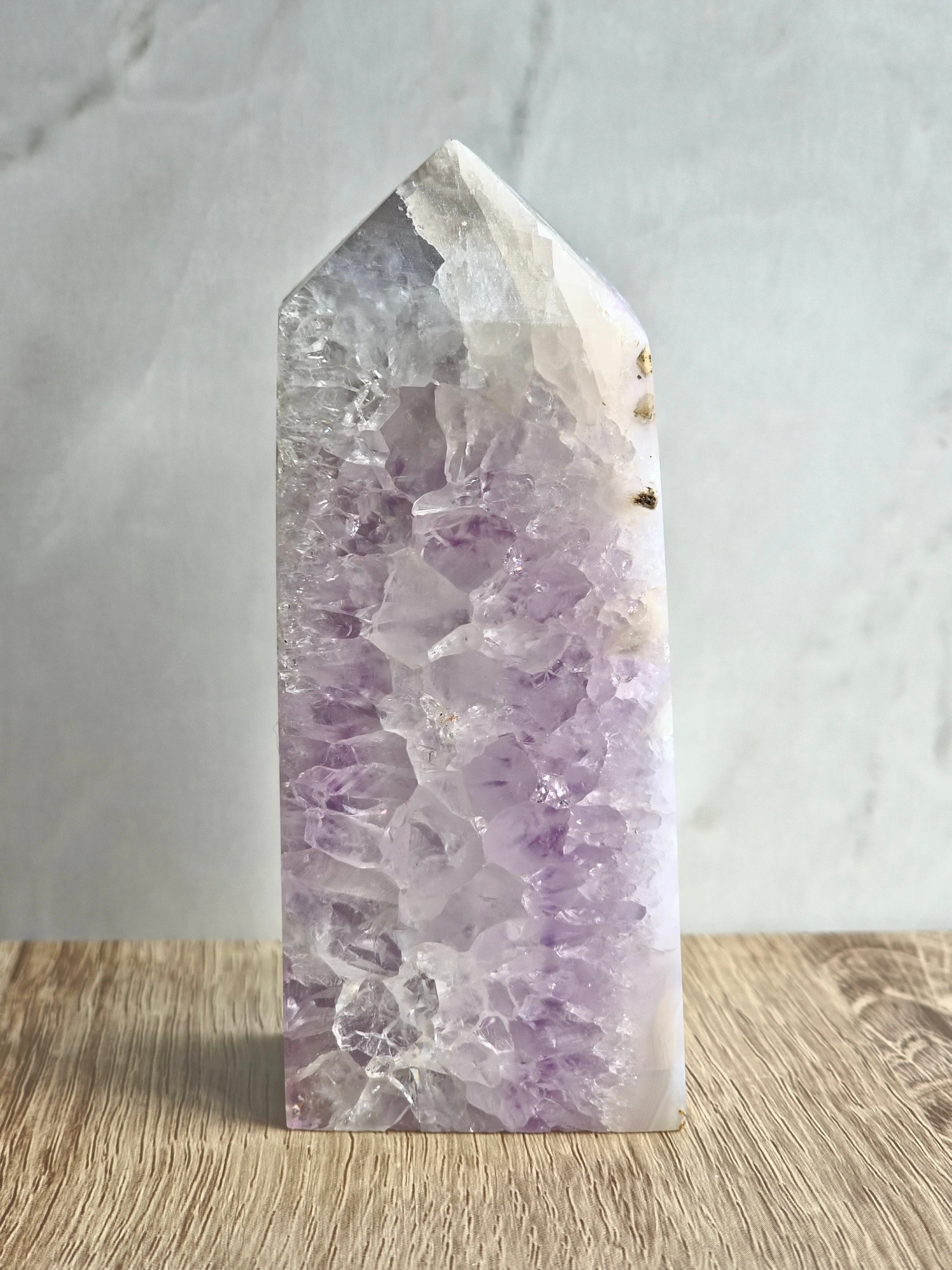 Amethyst and agate towet
