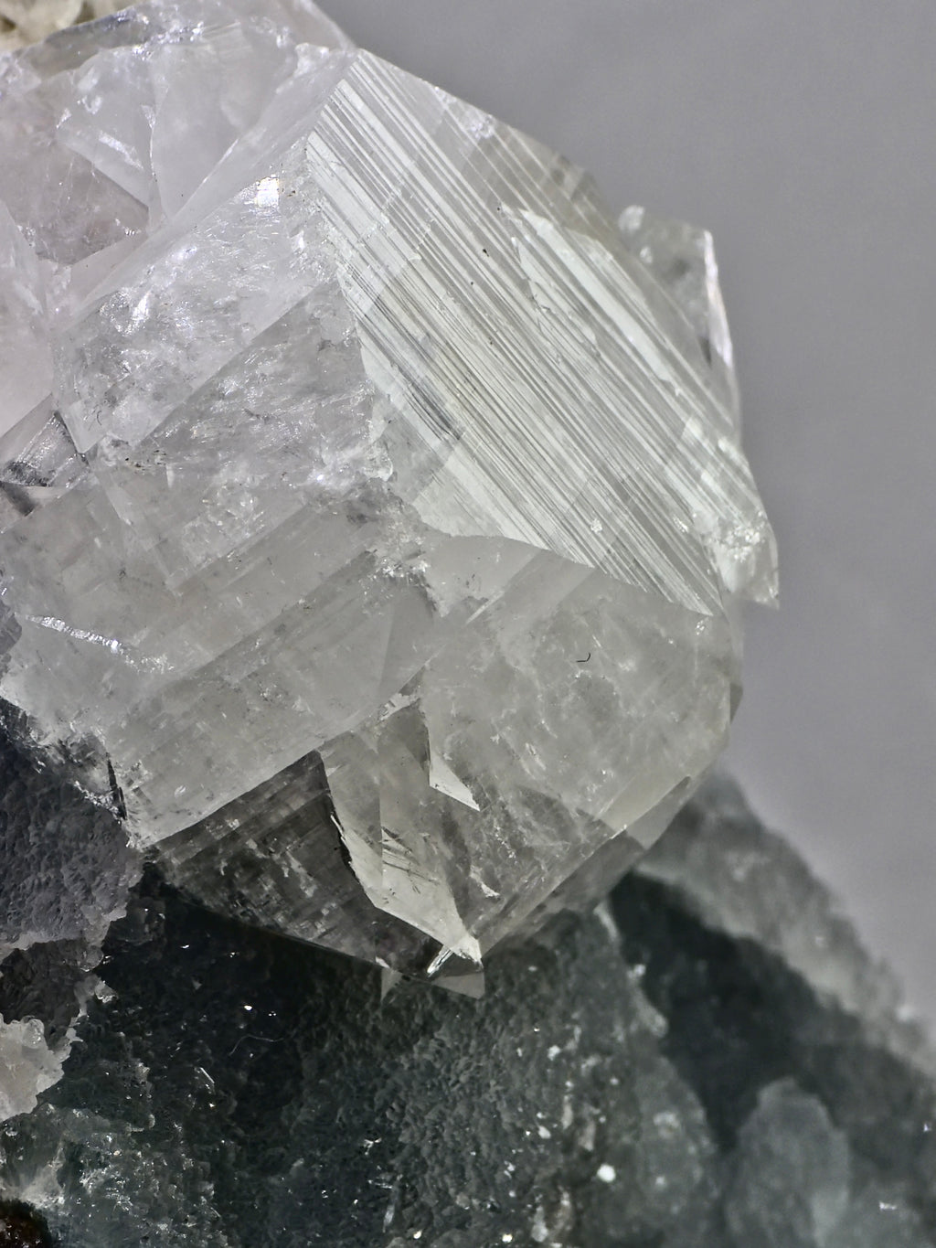 AAA grade Diamond Apophyllite