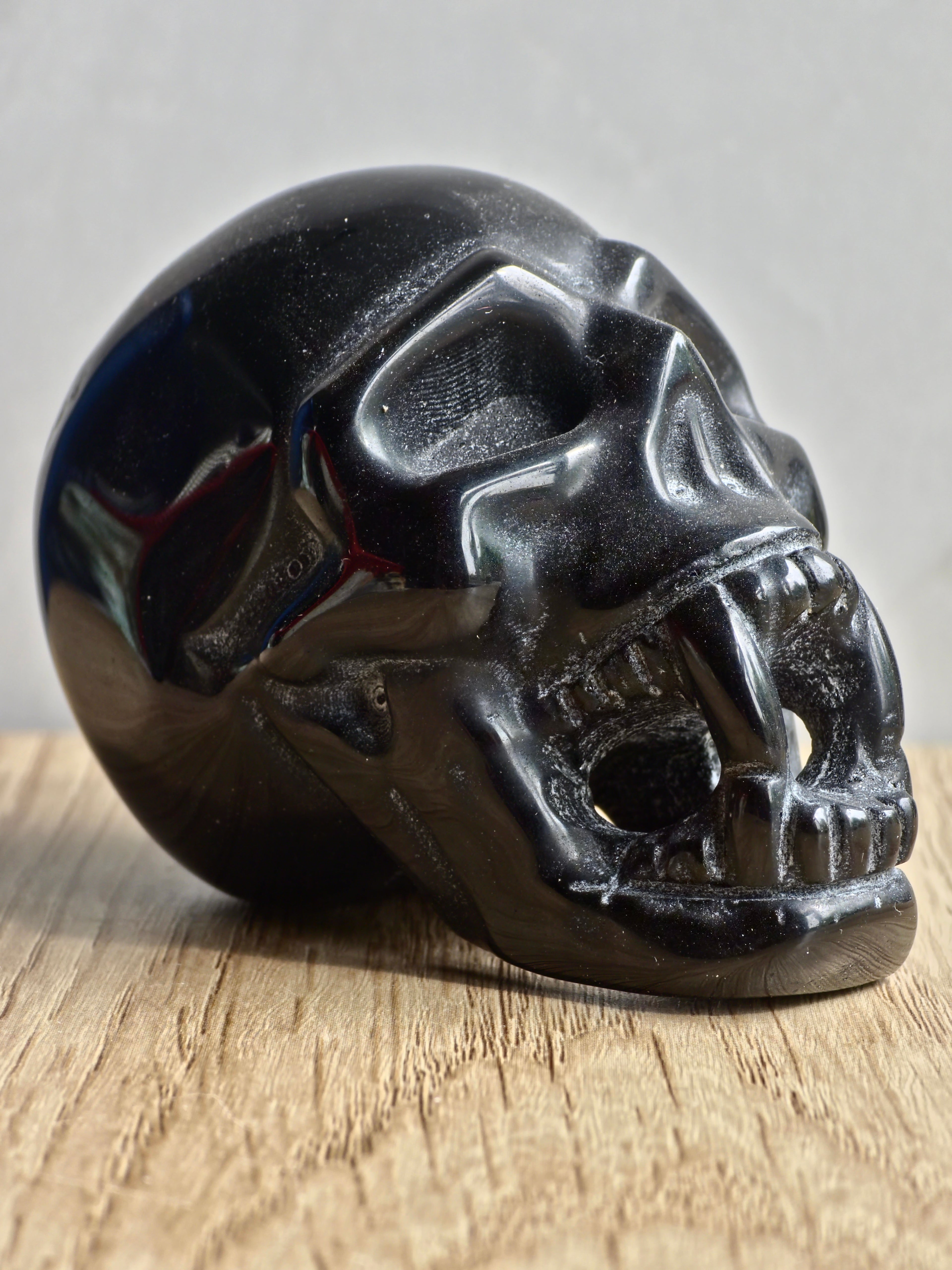Obsidian Vampire Skull Carving
