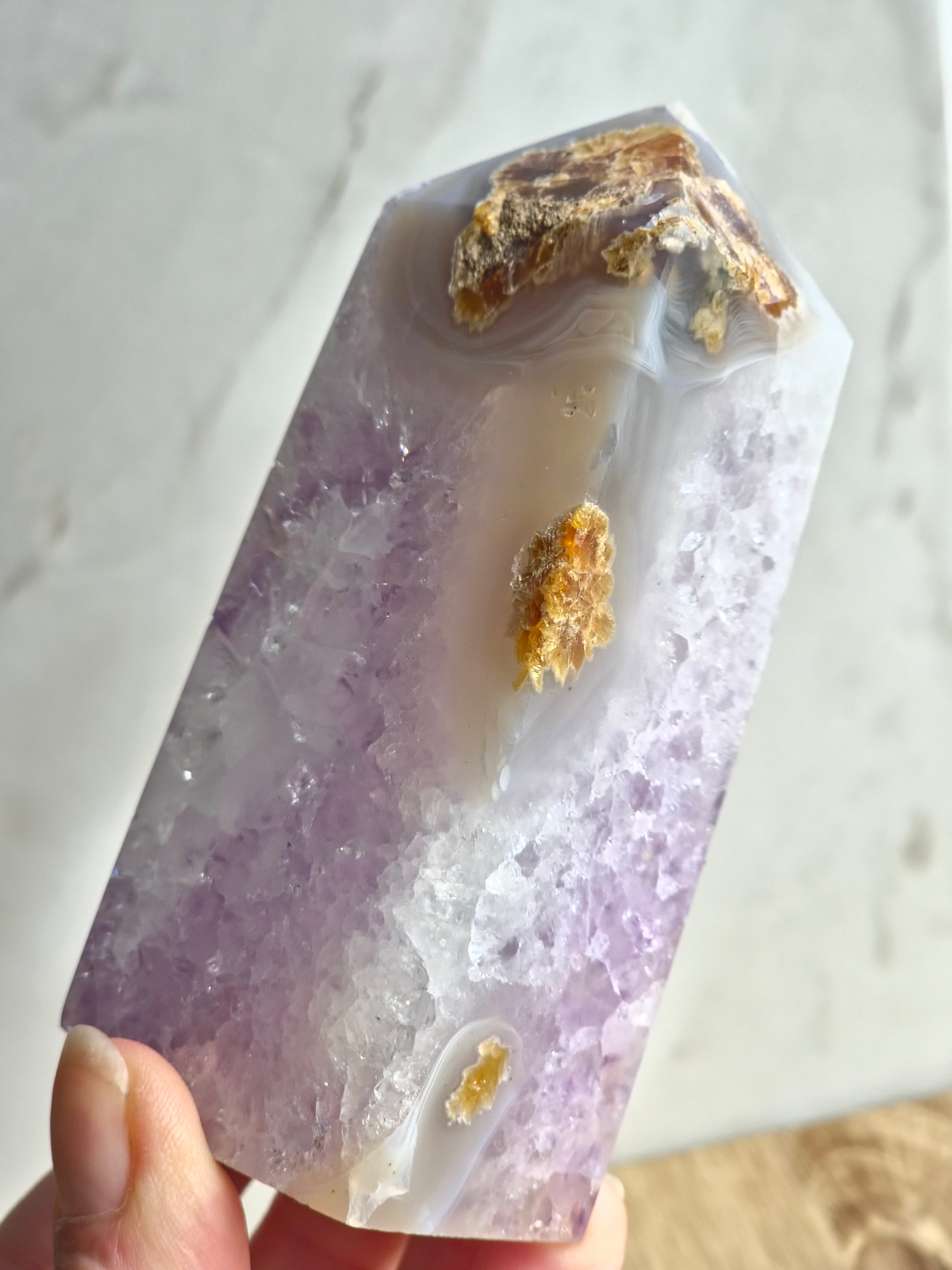 Amethyst and agate towet